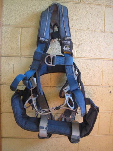 Dbi sala 1110301 exofit xp vest style tower climber climbing harness medium used for sale