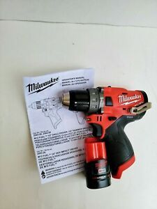 Milwaukee 2504-20 12V Lith-Ion Fuel Brushless Hammer Drill Comes w/ M12 Battery