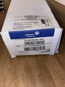 Johnson Controls A19ABC-24 / A19ABC-24C -30/100F SPST Temperature Control New