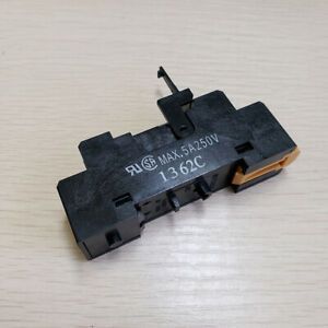 2Pcs P2RF-08  Relay Socket New