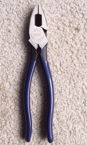 NEW KLEIN TOOLS D213-9NETH 9-Inch High-Leverage Side-Cutting Pliers-Lineman&#039;s