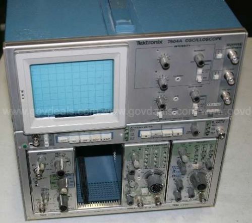 Tektronix 7904 analog oscilloscope for sale