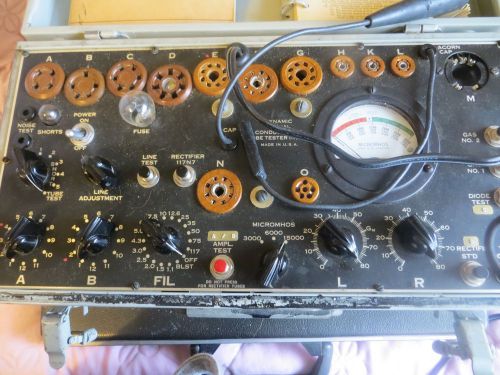 VINTAGE SIGNAL CORPS I-177-B TUBE TESTER LOOKS AND WORKS GREAT LOOK!!!!!!!!