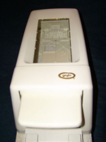 Gojo white hand soap dispenser 2000ml (7205-01) for sale
