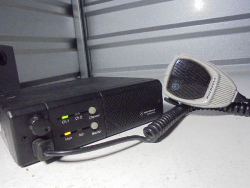 Motorola Radius M120 UHF 438-470 MHz Two-Way Radio M44GMC20A3AA