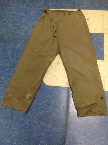 VINTAGE FIREMANS FIREFIGHTER TURNOUTS GLOBE INSULATED PANTS  31/36 TROUSERS 1952