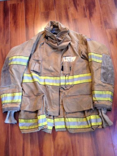 Firefighter Turnout / Bunker Gear Coat Globe G-Extreme Size 40-C x 32-L 04 Used