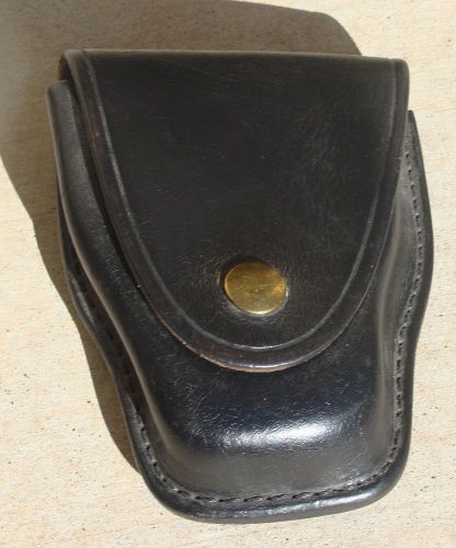 Don Hume Black Leather Teardrop Handcuffs Case Holder Holster C300