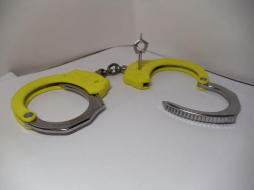 ASP Handcuffs Model 150 YELLOW  NEW WITHY KEY