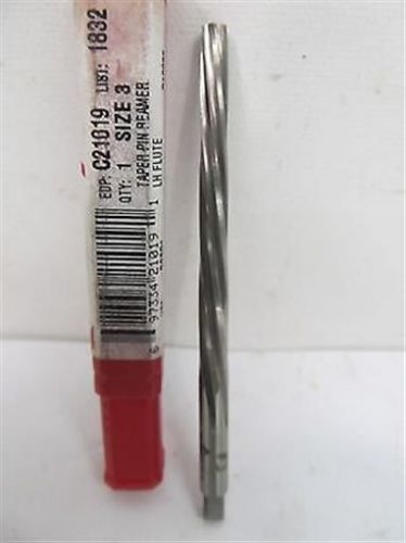 Cle-Line C21019, Size 3, HSS,  LH Helical Flute Taper Pin Reamer