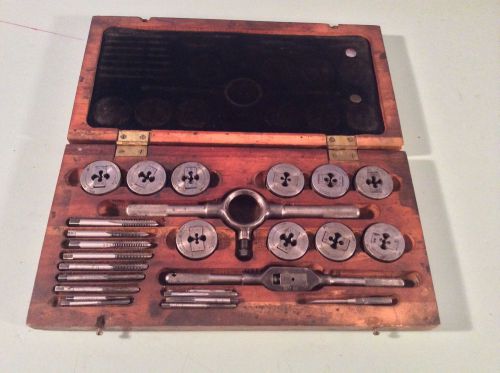 VINTAGE WELLS BROS CO. LITTLE GIANT TAP AND DIE SET