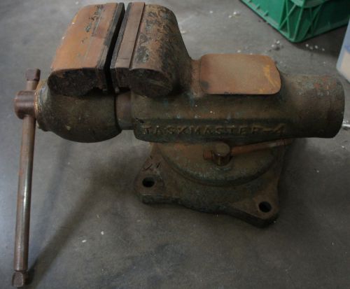 Vintage Taskmaster 4 Inch Bench Vise Rotating Luthier Woodworking  Swivel Bullet