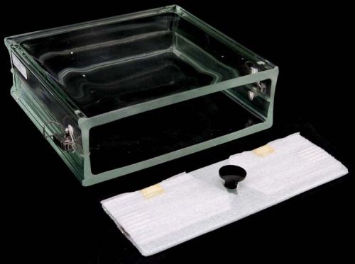 New general glassblowing 80-33 latch-lid lab rectangular glass chromatotank for sale