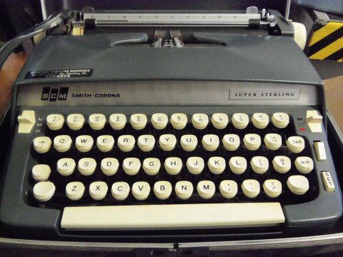 Vintage SCM Super Sterling manual Corona Portable Typewriter          botno