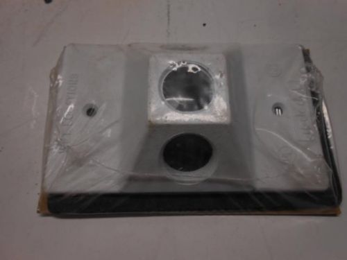 NOS RED DOT RLC31WH LAMP HOLDER COVER 1/2&#034; WHITE  -18L4