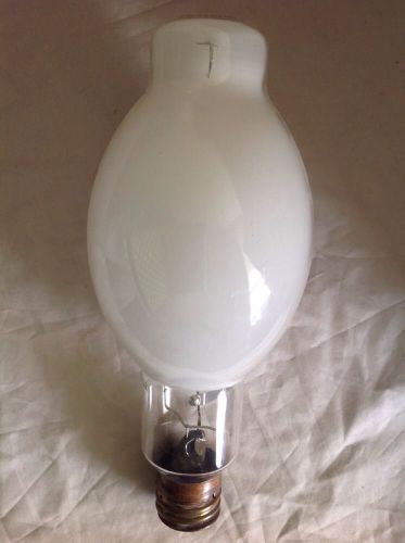 Sylvania mercury vapor light bulb 400W H33GL-400/DX  used, untested.