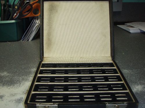 jewelers ring display/carrying  case