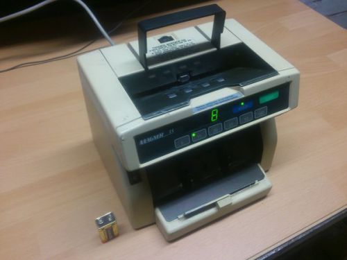 Magner 35DC Cash Counter Machine