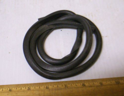 Sikorsky aircraft corp. - nonmetallic special shaped rubber section / seal (nos) for sale