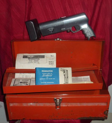 Remington  POWDER ACUATED TOOL Stud Driver model 462 with case and manual
