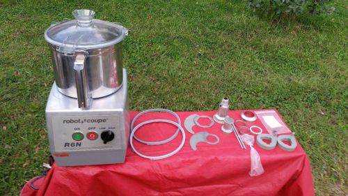 Robot Coupe R6N Food Processor w/ additional accessories  Working great