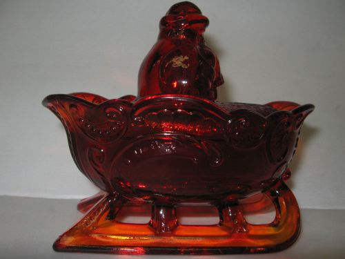 Ruby Red glass santa claus in sleigh covered candy dish royal christmas sled art