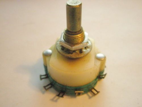 NOS VINTAGE STACKPOLE ROTARY SWITCH #304 70 2 39 4348 Brass Shaft