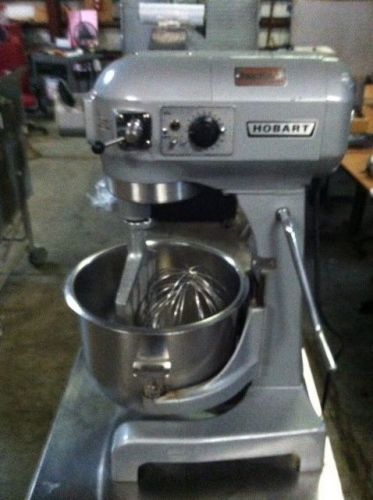 HOBART A200T 20 QT MIXER w Timer, SS Bowl, Flat Beater, Whip, and SS Stand, 115v