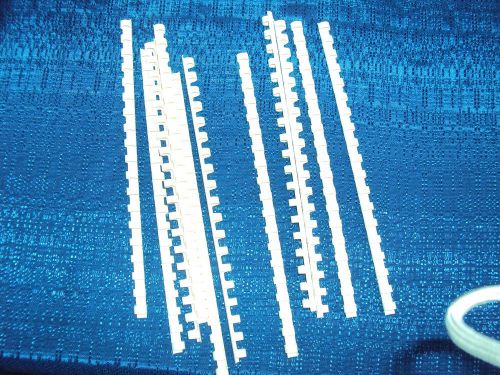 Ibico Binding Combs 1/2&#034; Eggshell Plastic 19 Loops Box of 250 Combs