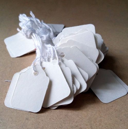 60 pcs Hang Tags Blank Scalloped Edge White Gift,Price, With String 2.2 X 3.2 cm
