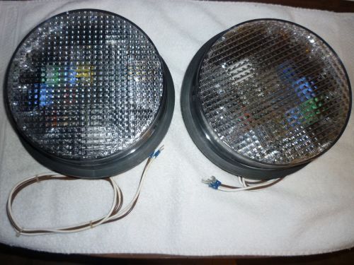 TWO NEW GREEN LED 8&#034; GE TRAFFIC LIGHTS TESTED WITH GASKETS