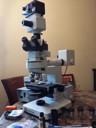 Leitz Dialux 20 Trinocular Microscope, fluorescence, camera, accessories