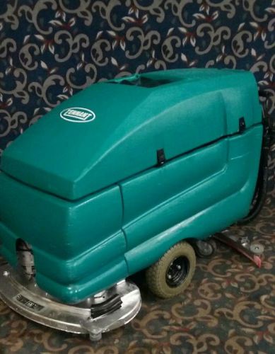 Tennant 5700XP 36&#034; battery-powered automatic floor scrubber