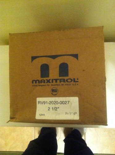 Maxitrol rv91-2020-0027 gas pressure regulator 2-1/2&#034; for sale