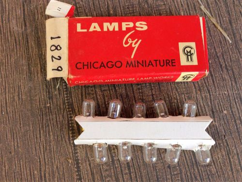 VINTAGE NOS BOX WITH 10 PCS CHICAGO MINIATURE 1829 28V PILOT LAMPS