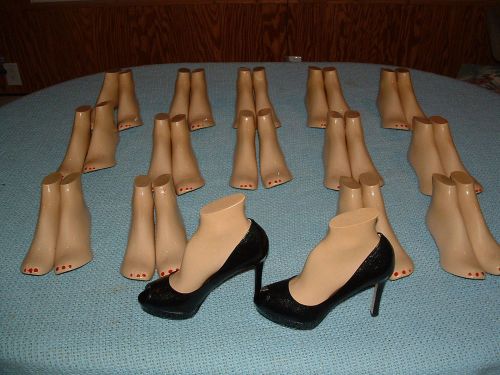 30 Medium Heel Shoe Forms STRETCHER C.S. Pierce Vintage FEET FOOT DISPLAY