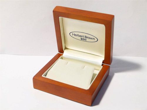 #b3 - earrings necklace quality wood jewellery box display case - herbert brown for sale