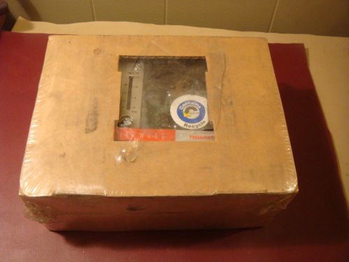 Honeywell l404a 1347 pressuretrol new old stock in box. for sale