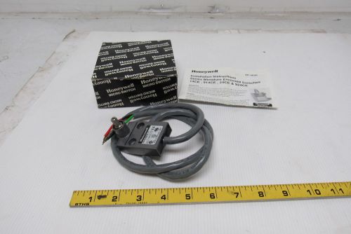 Honeywell 914CE16-3 Miniature Switch Enclosed Side Rotary W/ Cable