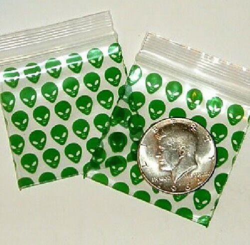 100 Baggies Green Aliens 2020  2  x 2 in. ziplock bags