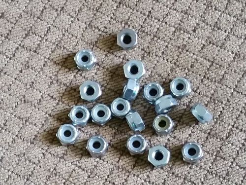 Stainless Steel Nylon Insert Lock Nuts 10-32 (500 ea)