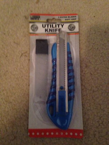 New Soft - griip Utility Knife by TOOL BENCH HARDWARE 2 Extra Blades