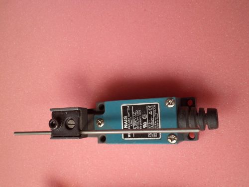 Nais Matshusita Mini Vertical Limit VL Switch AZ8107 Adjustable Rod Type EN6094