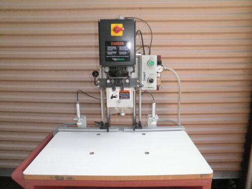 Omal insert easy pneumatic hinge boring and inserting machine drill insert wood for sale