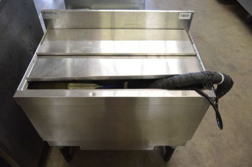 Advance tabco (mfg) slimline cocktail unit/ice bin with cold plate for sale