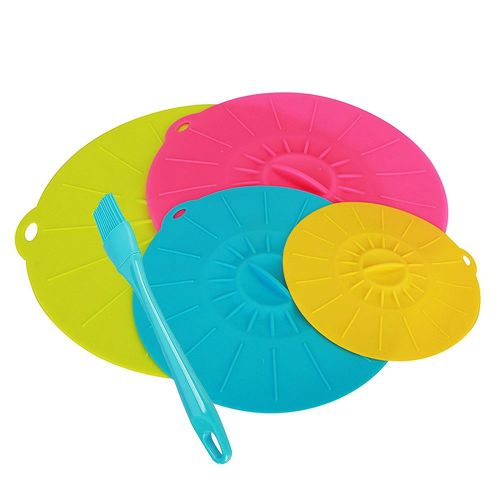 Supreme Silicone Press &amp; Seal Suction Container Lids Pack of 4 + Silicone Brush