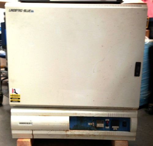 Lindberg Blue-M 1440 batch oven with digital controls