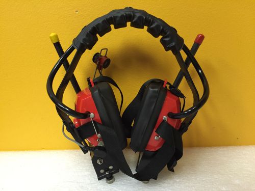 Earmark HTRR-3, 9-V Battery Operated, Wireless Radio Headset, with Case