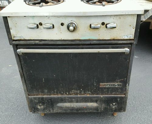 COMMERCIAL GARLAND RANGE 4 BURNER STOVE &amp; OVEN GAS