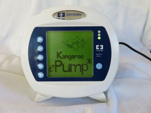 Kangaroo Programmable Epump Enteral Feed and Flush Pump with Pole Clamp